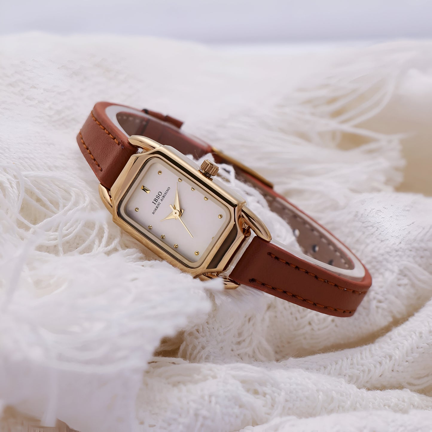 Vogue Minimalist Signature Watch