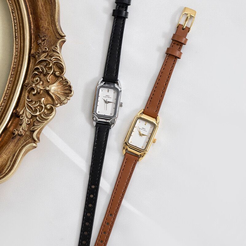 Vogue Minimalist Signature Watch