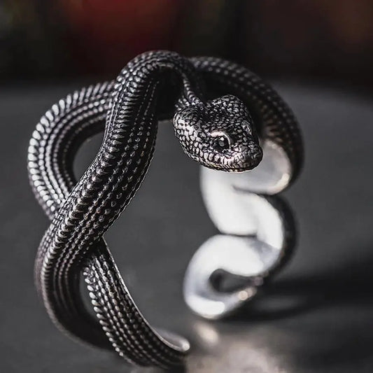 Viperé Sovereign Ring
