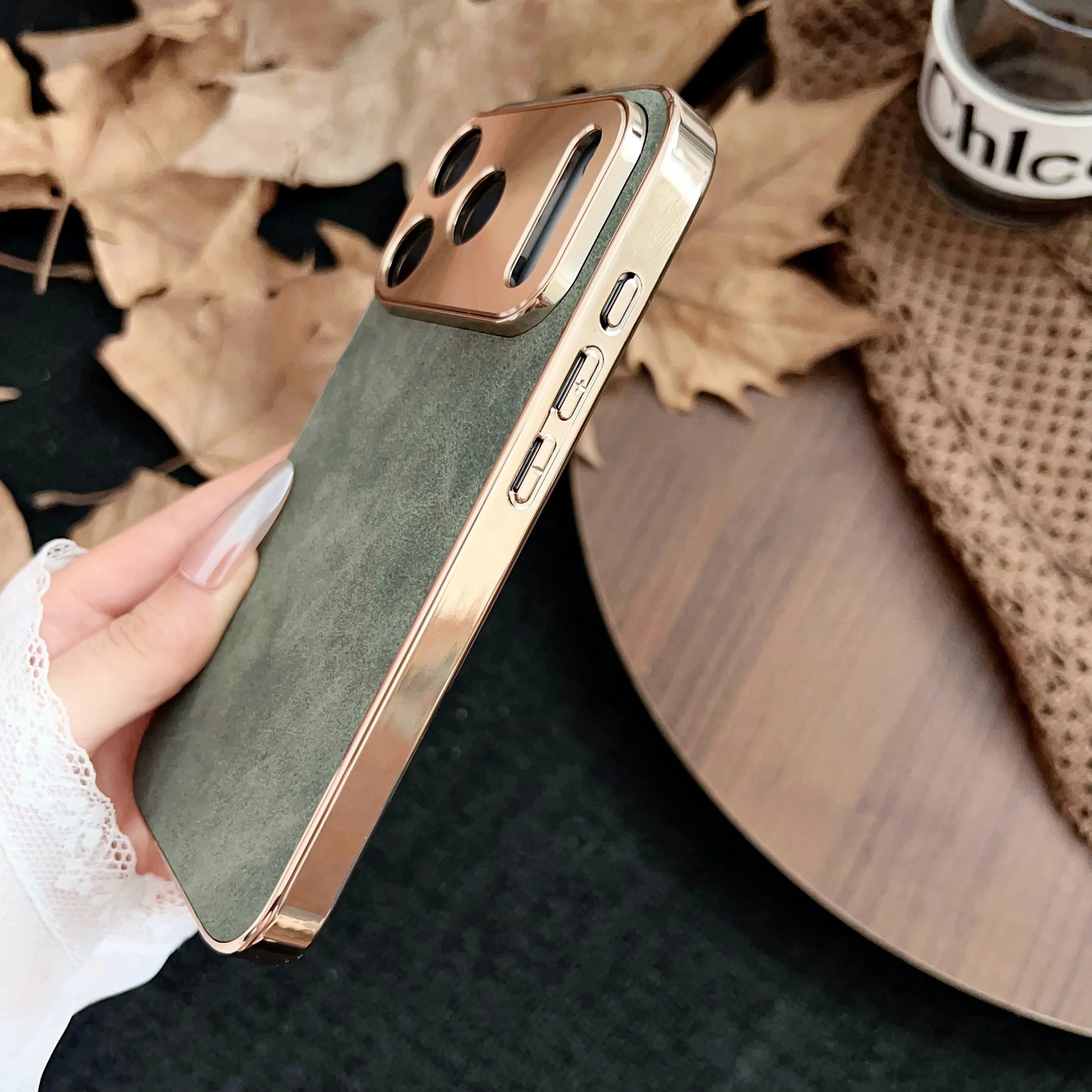 Savoy Halo Case