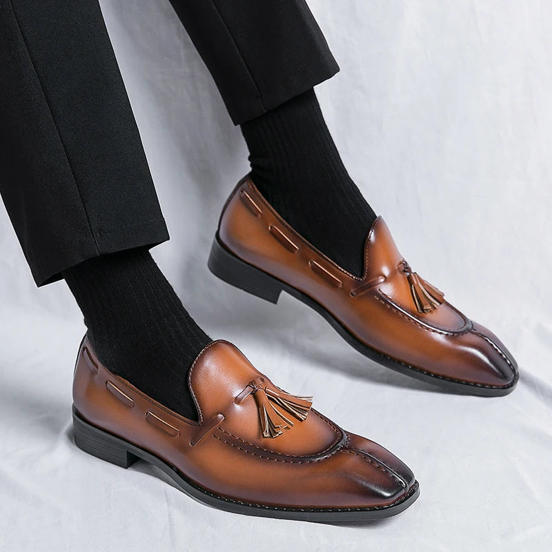 Bridgeport Leather Loafer