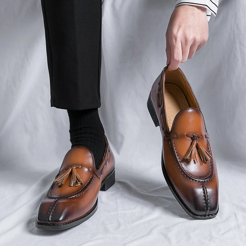 Bridgeport Leather Loafer