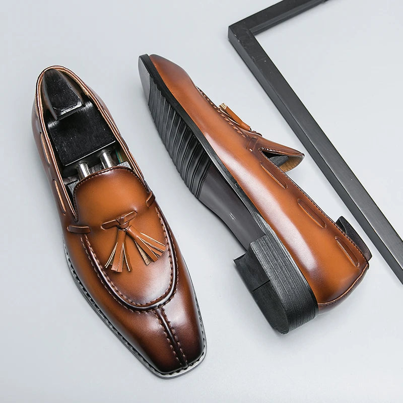 Bridgeport Leather Loafer