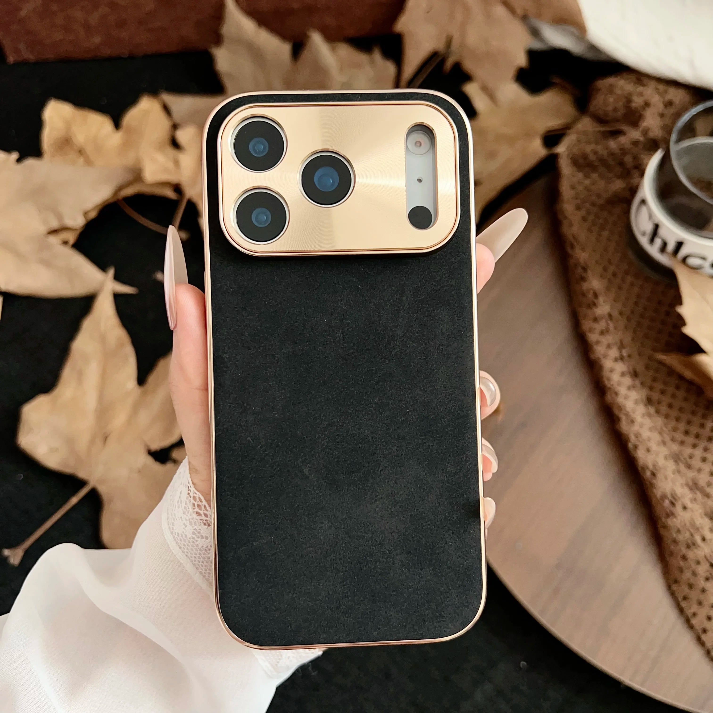 Savoy Halo Case